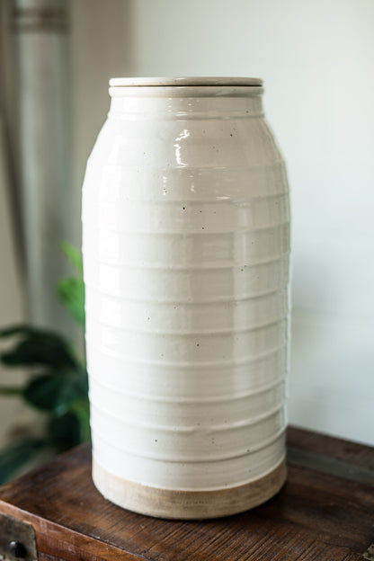 Clarice Tea Container