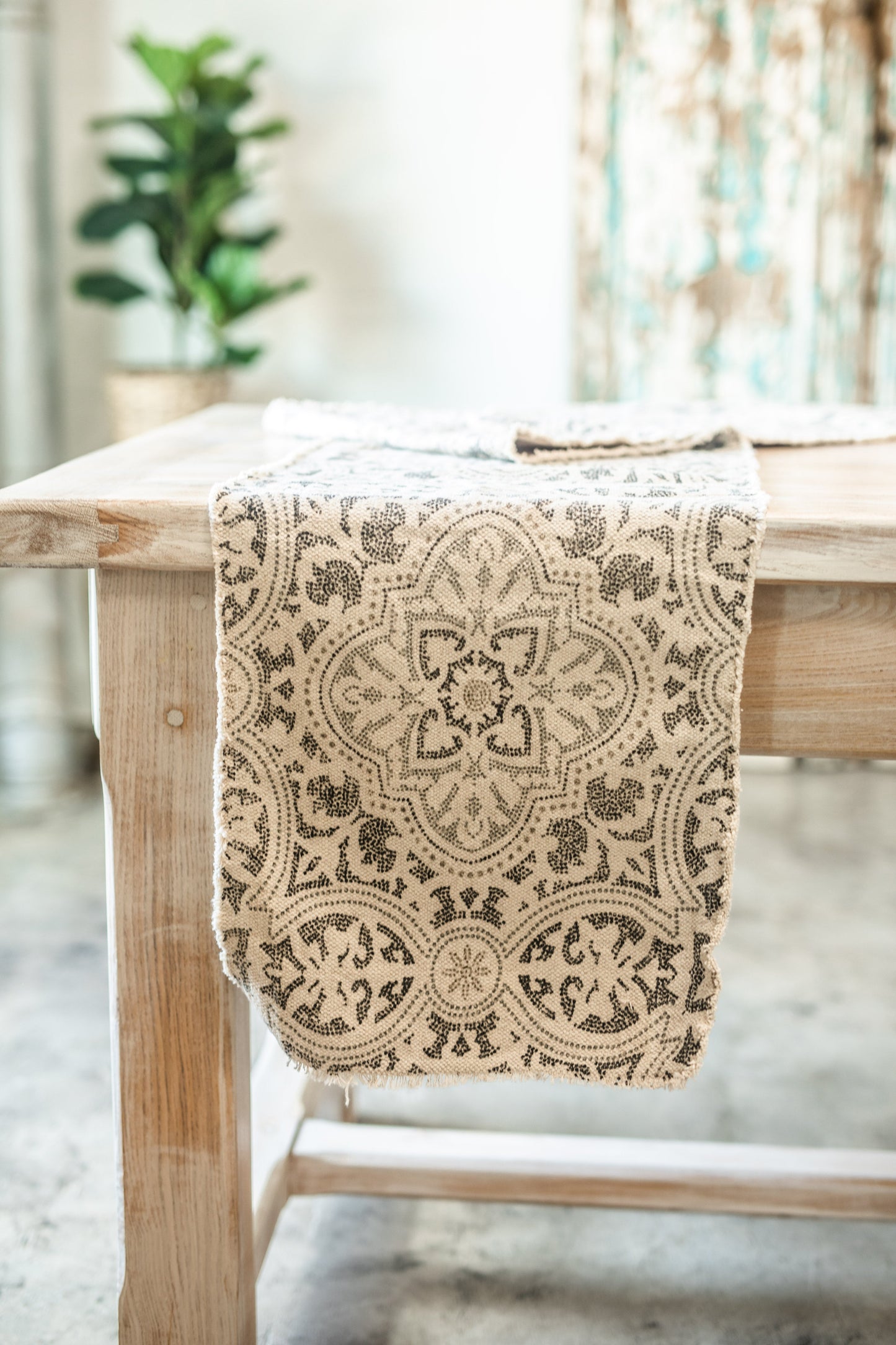Classic Cotton Printed Table Runner