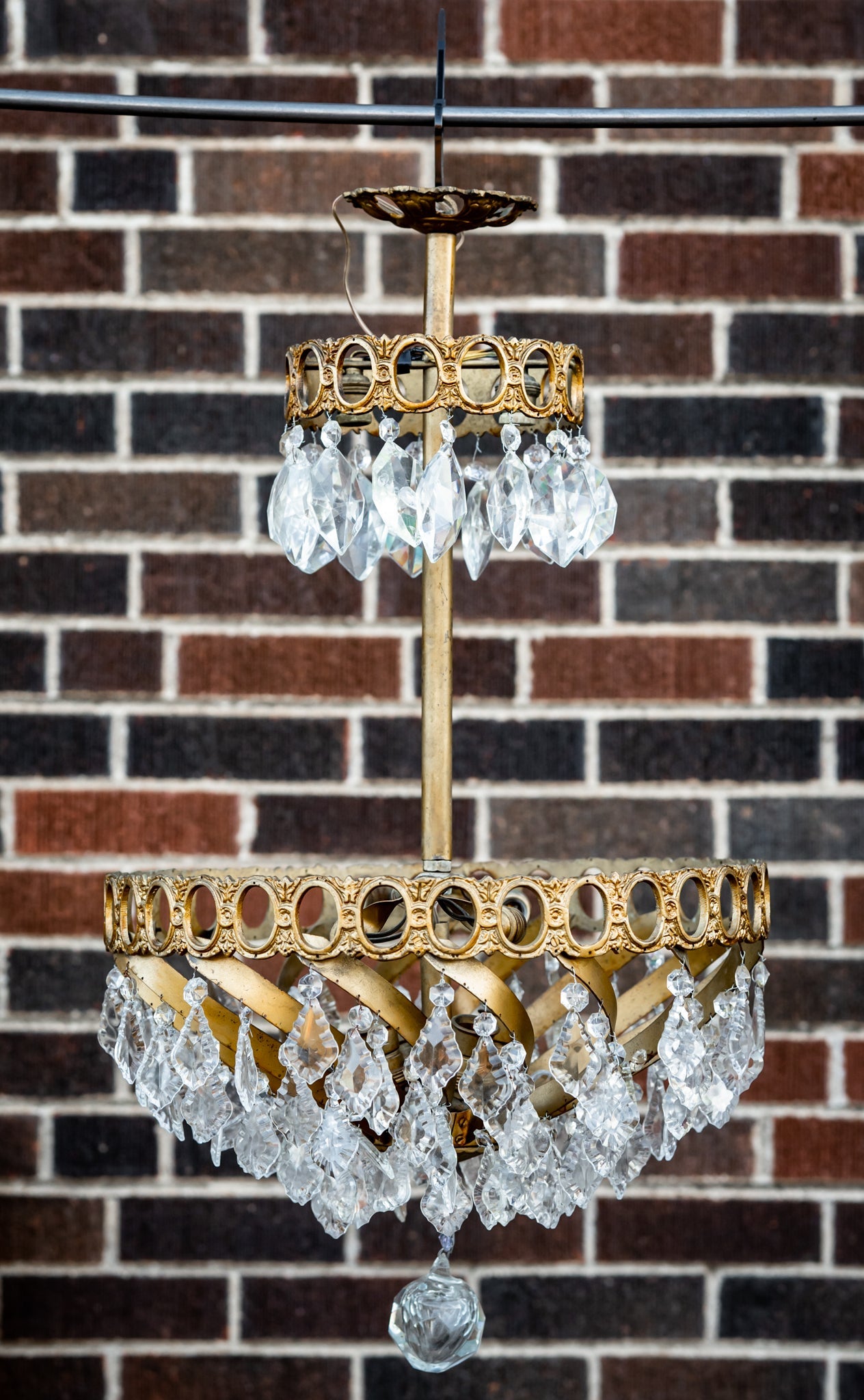 Small Brass Crystal Pendalogue Chandelier – JUX•TA•POSH HOME