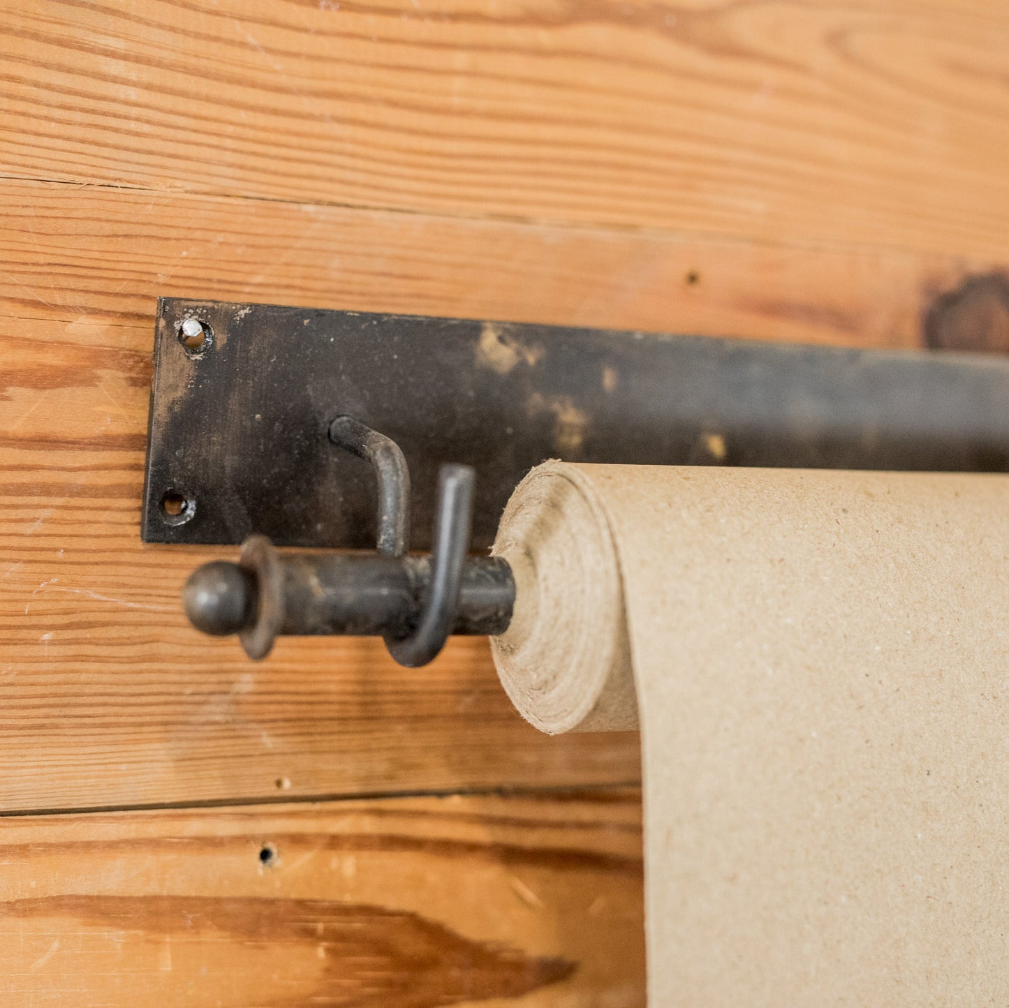 Wall Hanging Note Roll