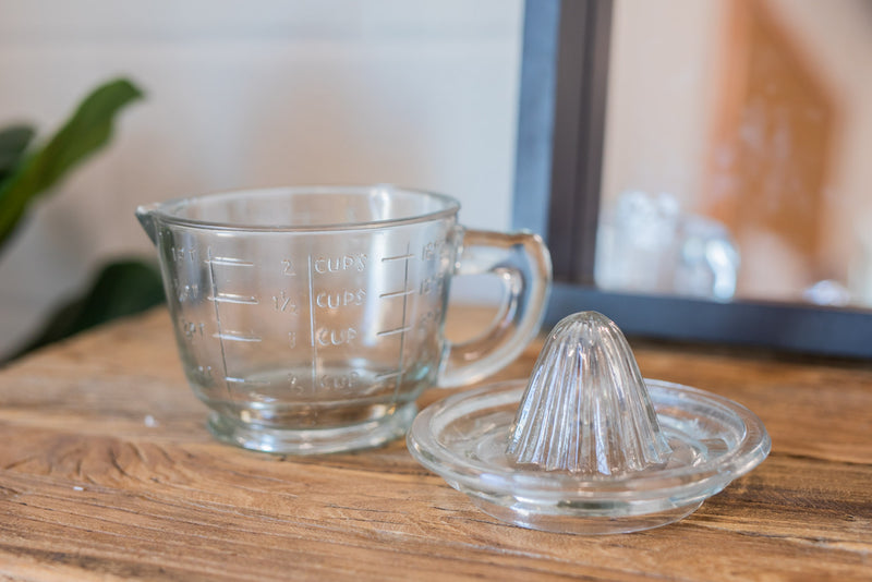 Embossed Clear Glass Juicer
