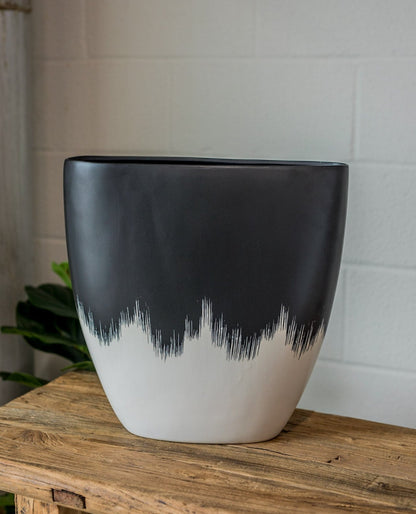 Ayda Vase