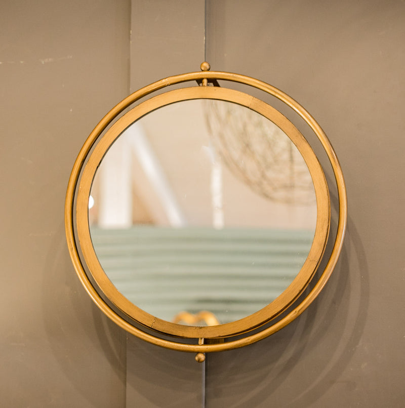 Round Wall Mirror w/ Adjustable Bracket