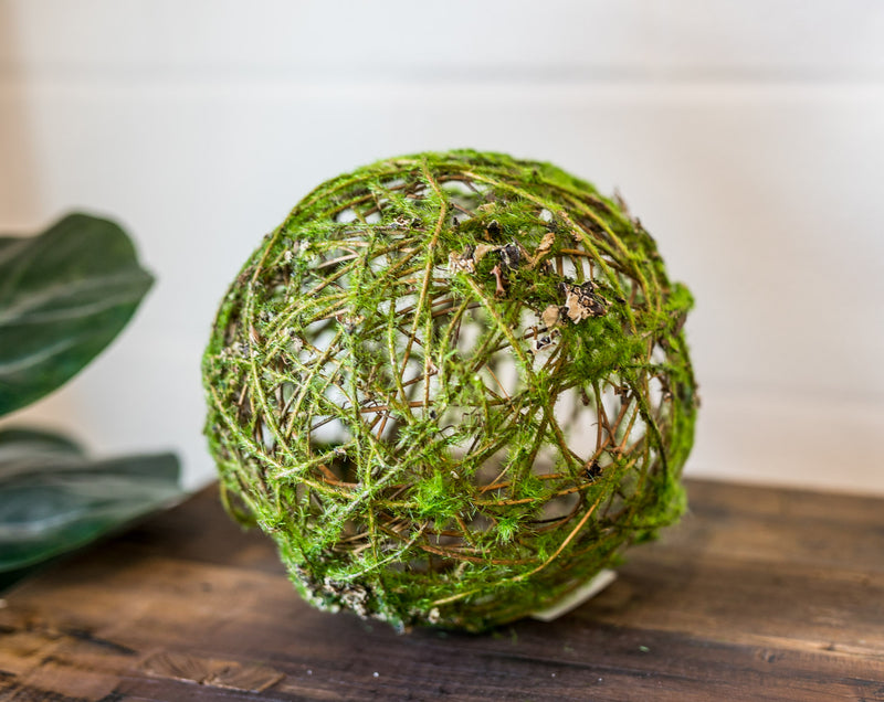 Moss-Wrapped Twig Orb