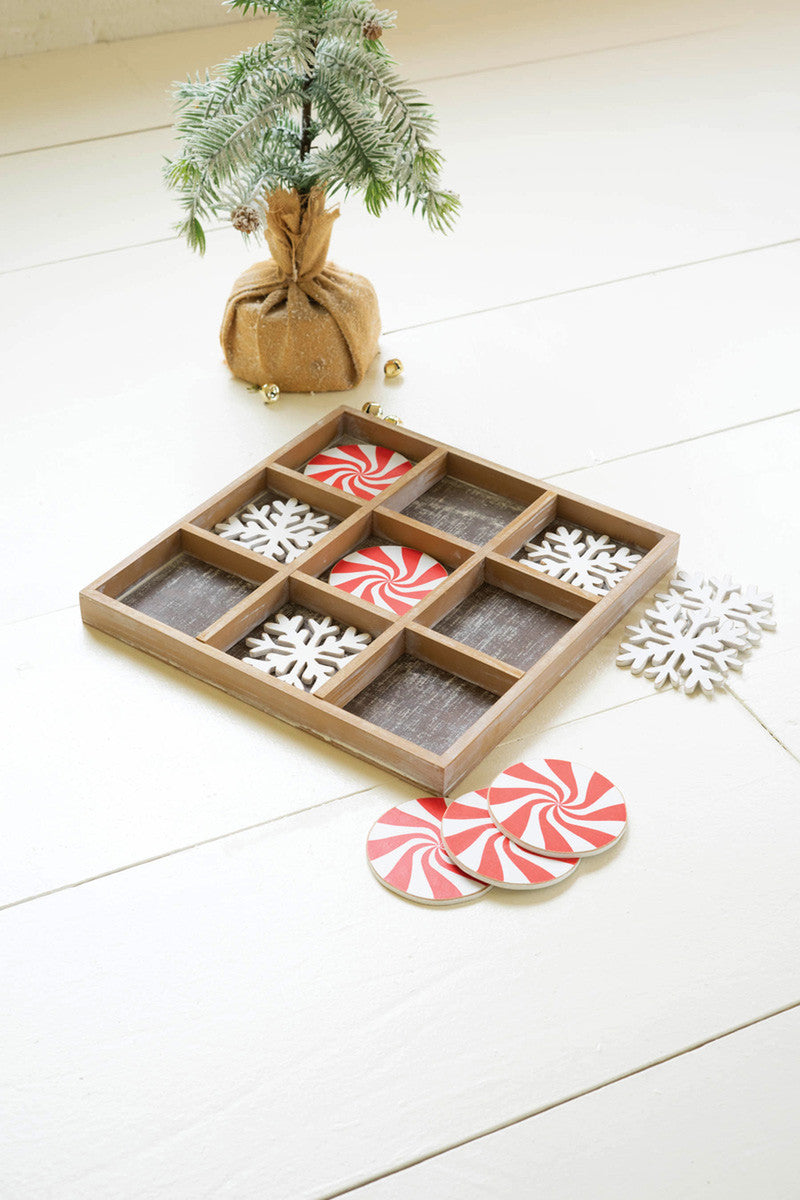 Merry Wooden Tic-Tac-Toe Set