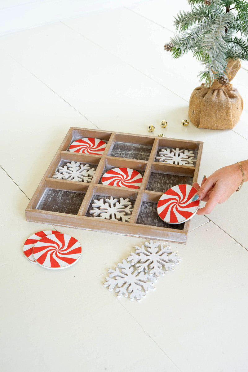 Merry Wooden Tic-Tac-Toe Set