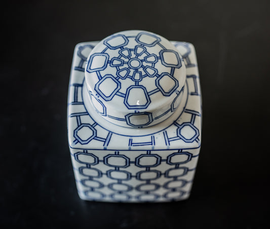 BB Dynasty Link Lidded Jar