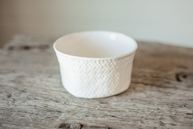 Basketweave Stoneware Dishes