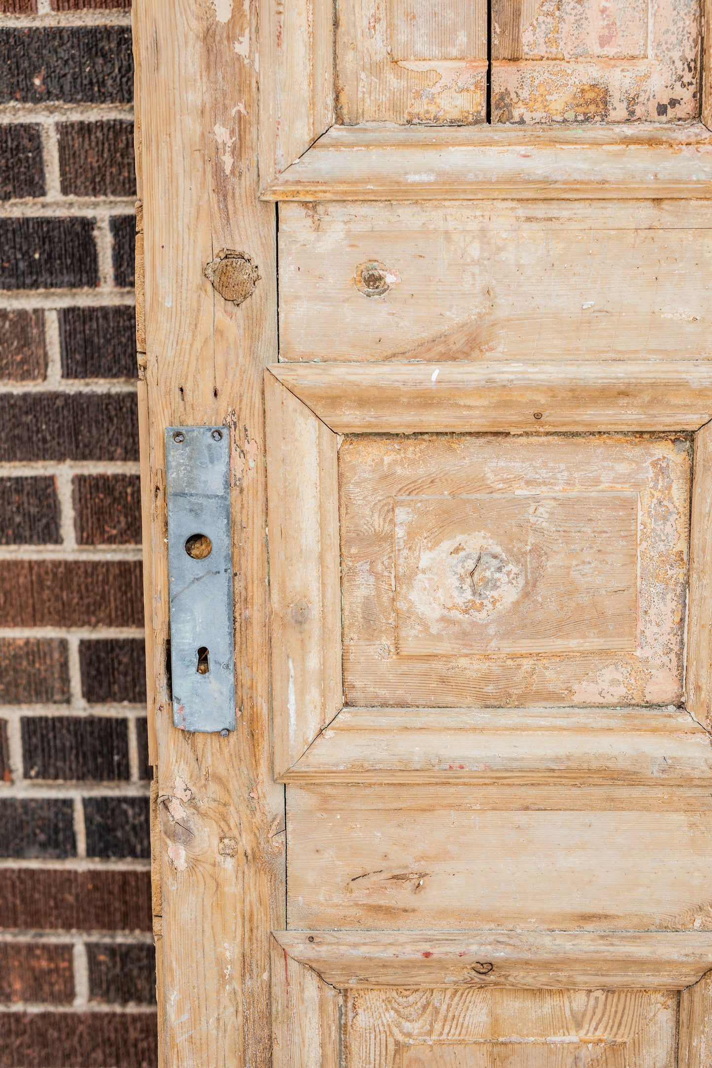 Jolie - Primitive Wooden Doors