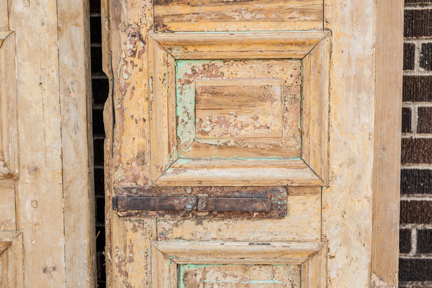 Jolie - Primitive Wooden Doors